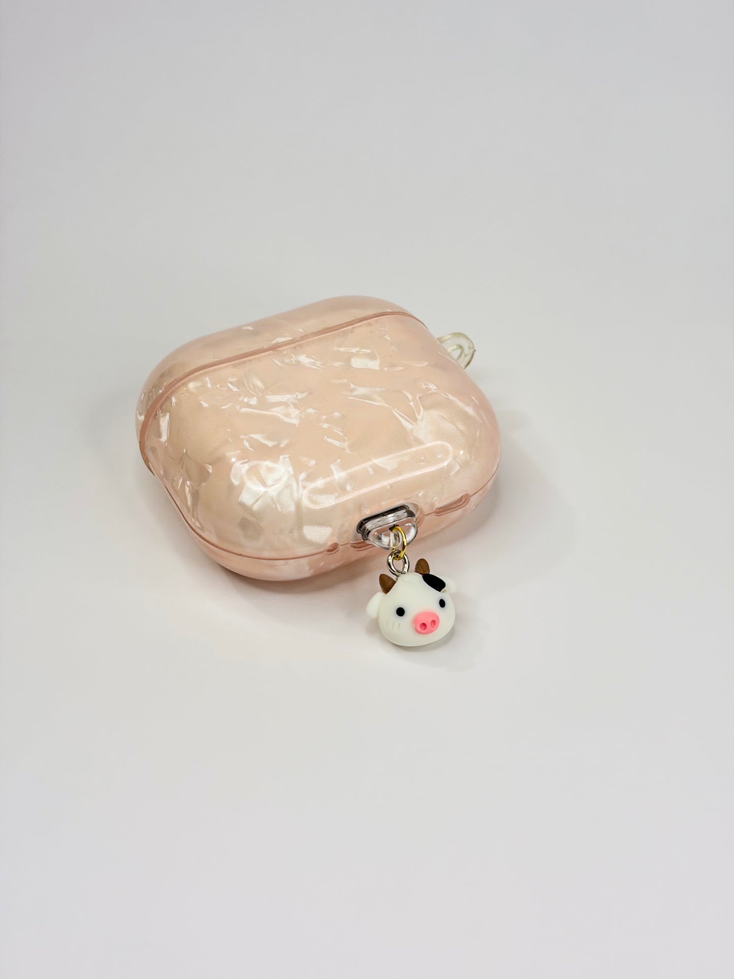 Tiny Cow 🐮 ⋆⭒˚.⋆- Bloom Plugs BloomLov