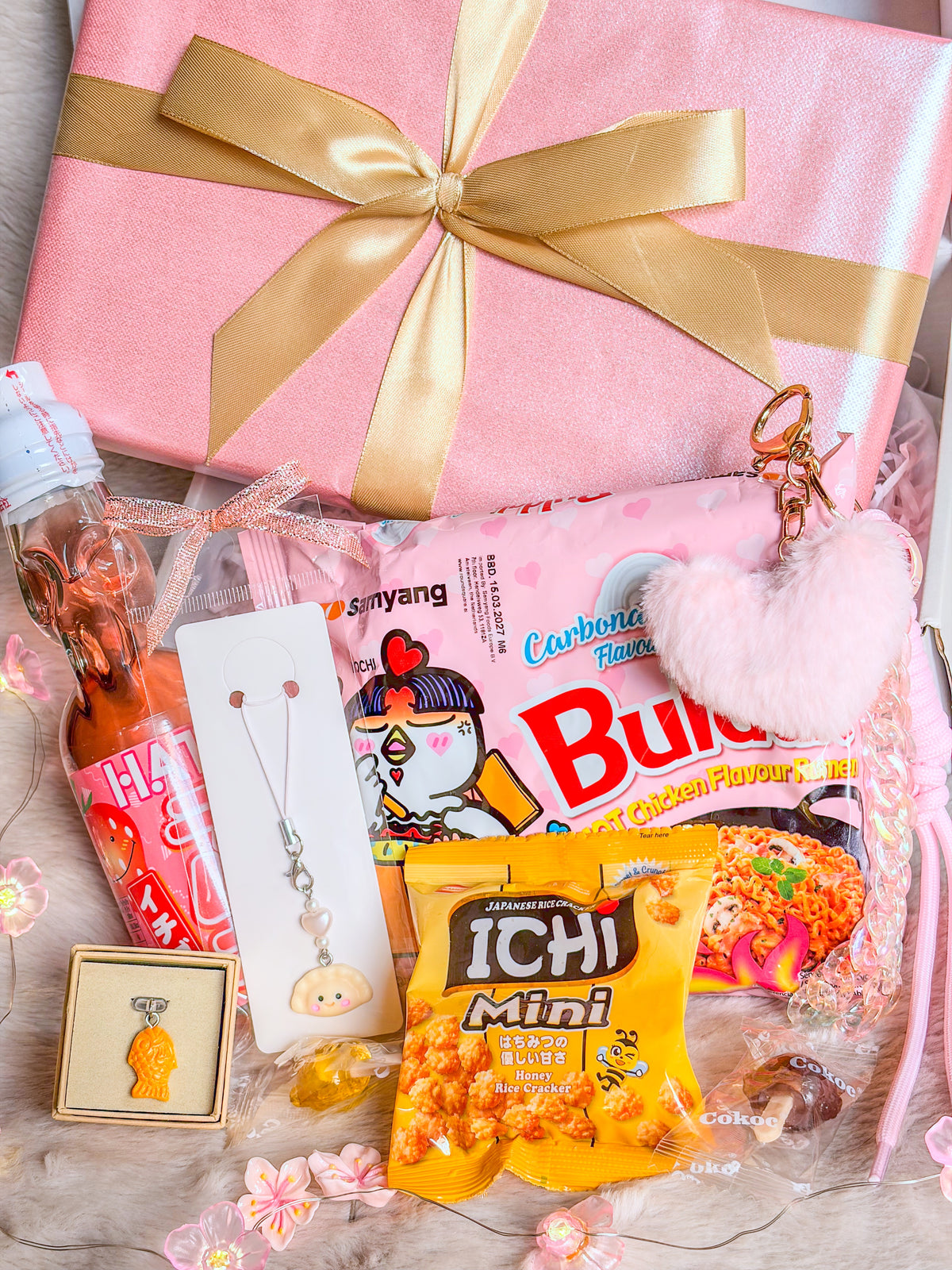 KAWAII ASIA FOOD BOX 🍜 ♡ - Coffret Cadeau BloomLov