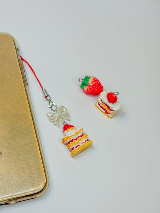 Strawberry Mille-Feuille 🍰 – Phone Charm BloomLov