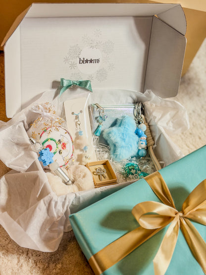 Christmas Magic Box ❅‧*₊⋆☃︎‧*❆₊⋆ – Frozen Edition BloomLov