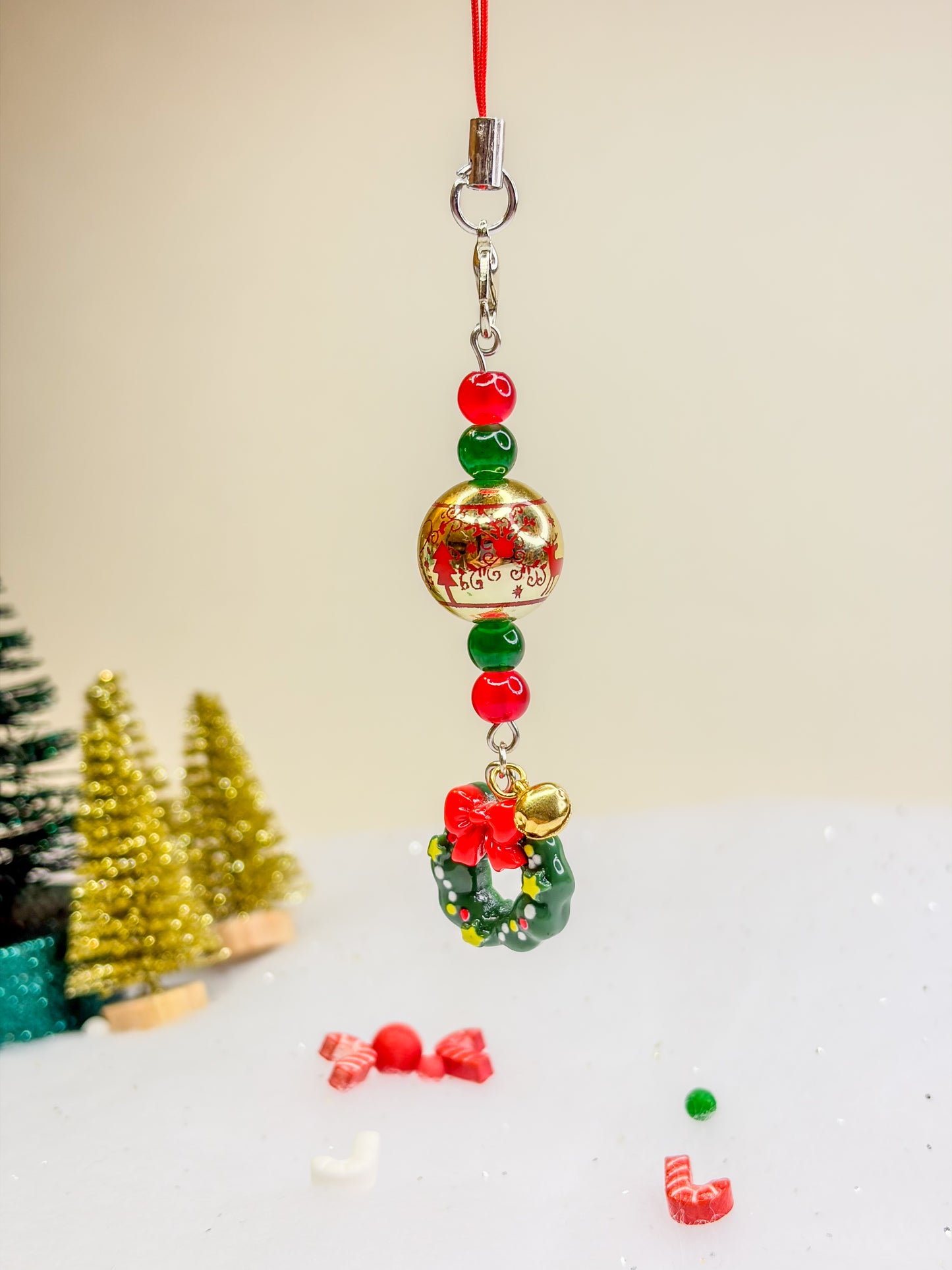 Christmas Wreath Charm ⋆꙳•❅*‧*❆ ₊⋆– Phone Charm BloomLov