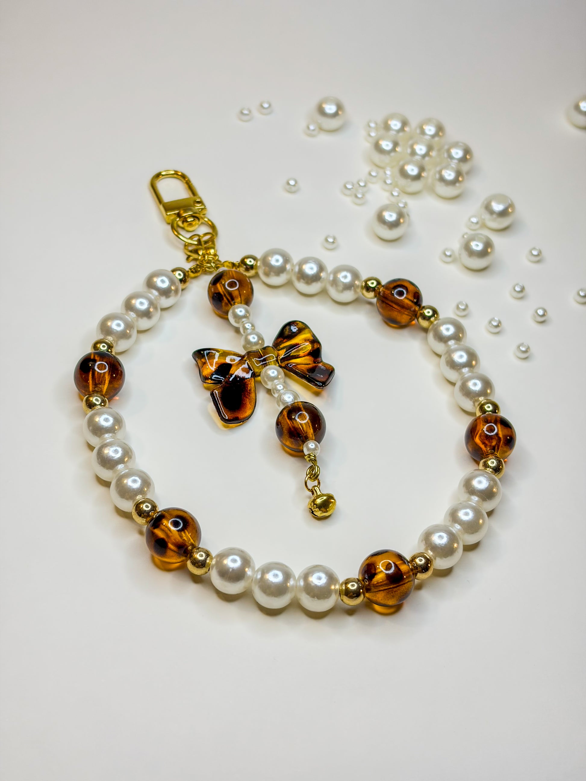 Pearl Bow Charm ⋆౨ৎ˚⟡˖ ࣪ – Phone Strap & Porte-clés BloomLov