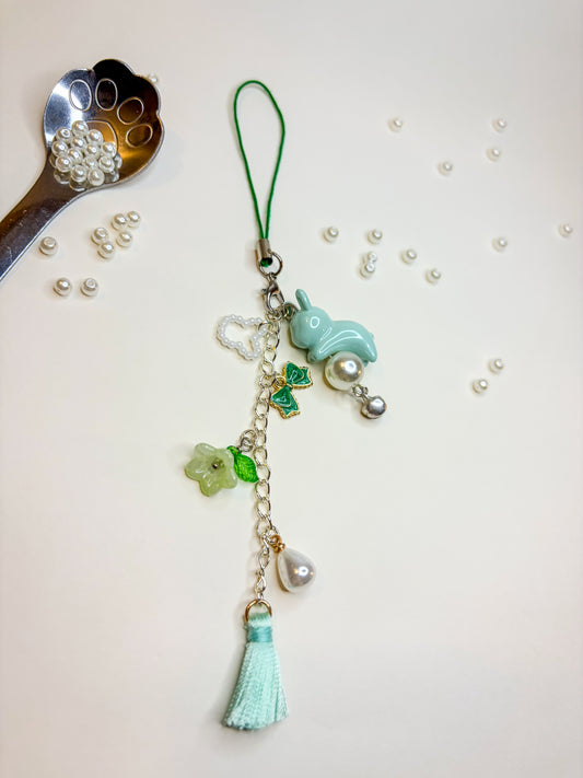 Green Bunny ִֶָ˙˚ ᕱ⑅ᕱ ɞ˚˙. - Phone Charm BloomLov