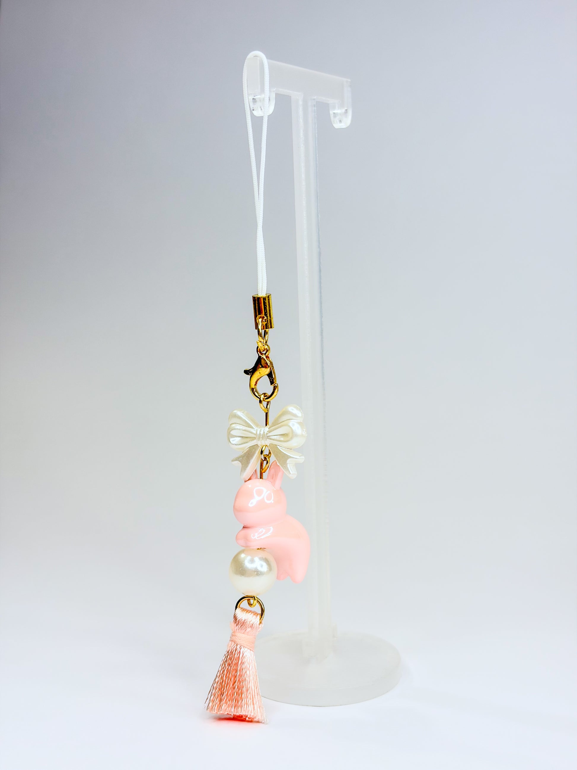 Pinky Bunny ᢉ𐭩 - Phone Charm BloomLov