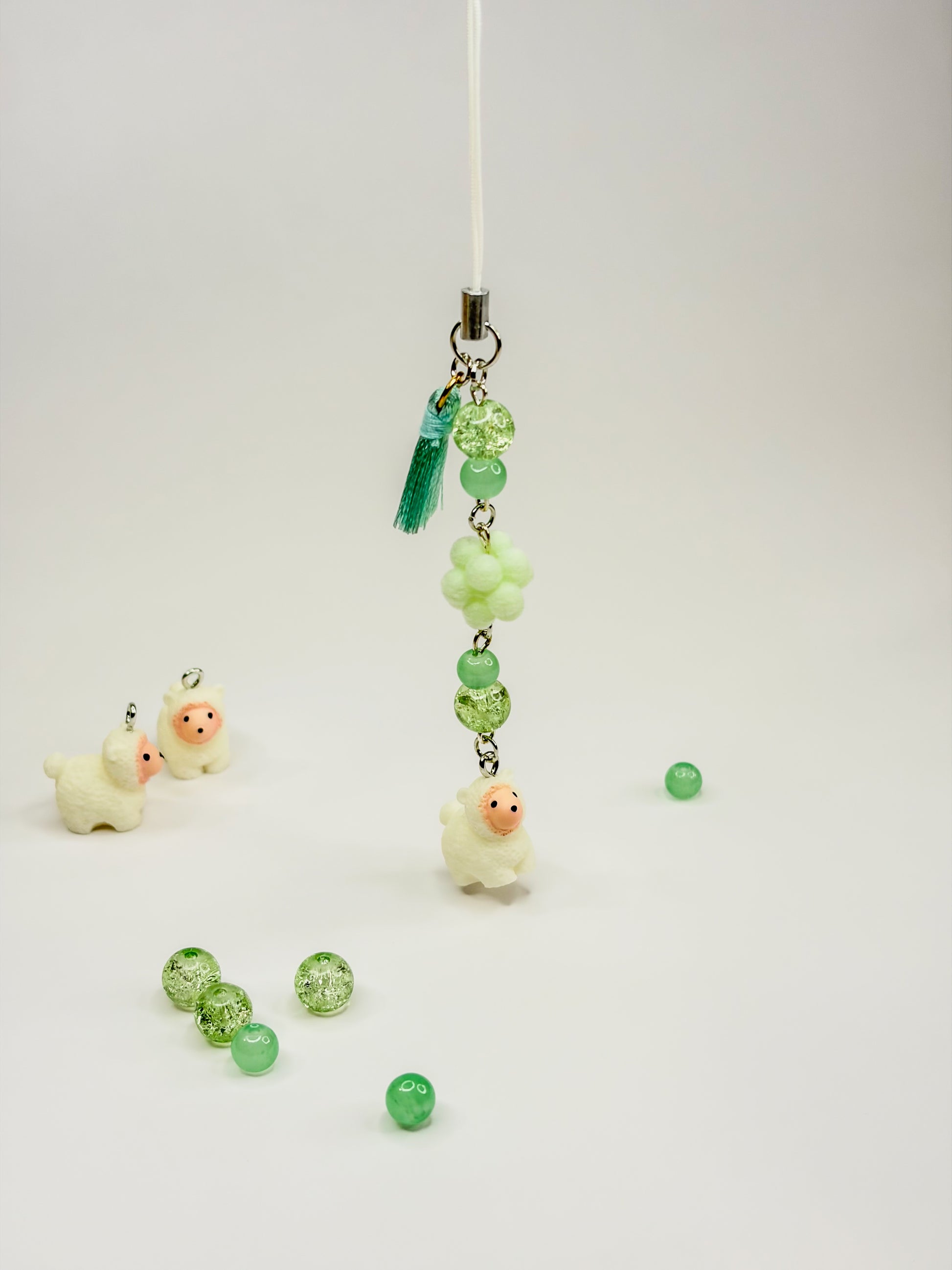 Sweet Sheep ☆૮꒰•༝ •。꒱ა – Phone Charm BloomLov