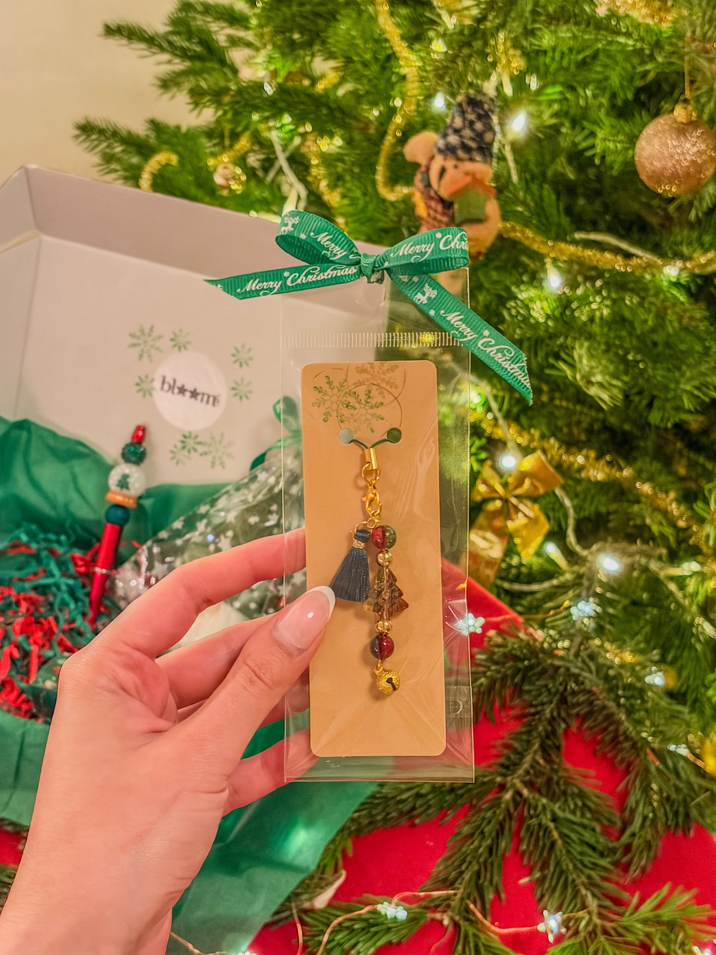 Christmas Magic Box ⋆𐙚❅*°⋆❆.ೃ࿔*: – Green Edition BloomLov