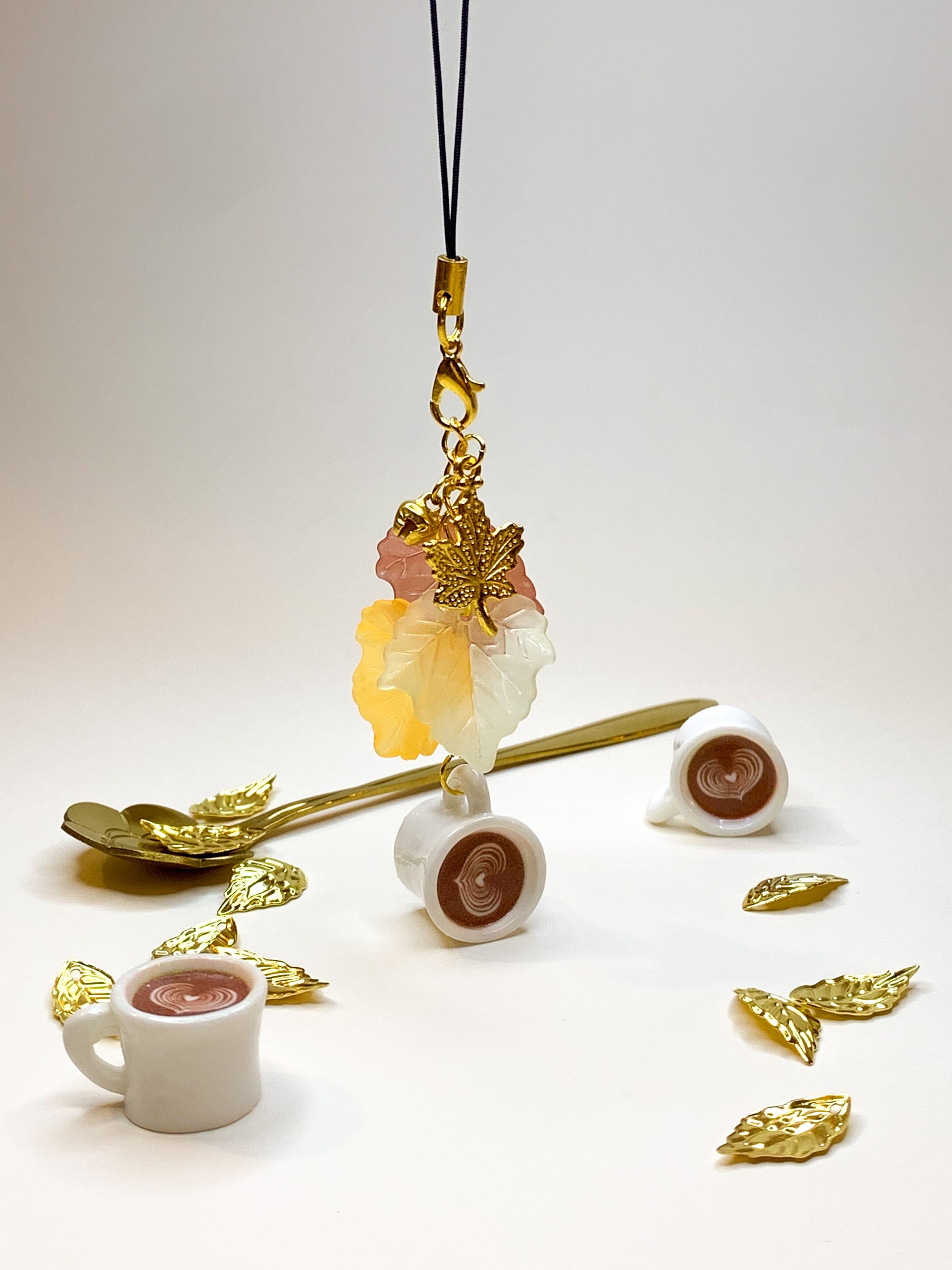 Chocolat d’Automne ☕🍂 - Phone Charm BloomLov