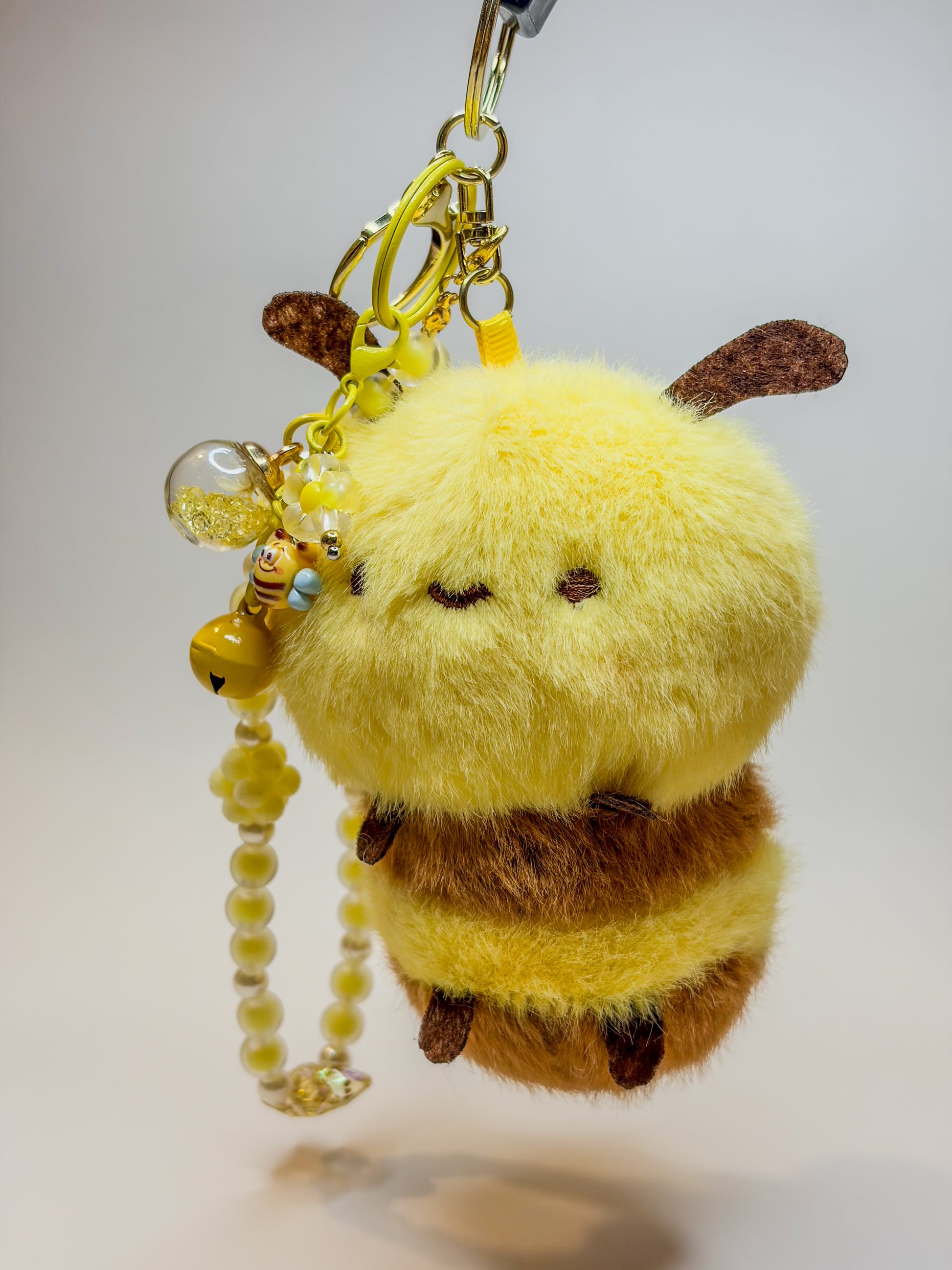 Sunny Bee Charm ✨ – Porte-clés & Bijou de sac 🌻🍯🐝💛 BloomLov