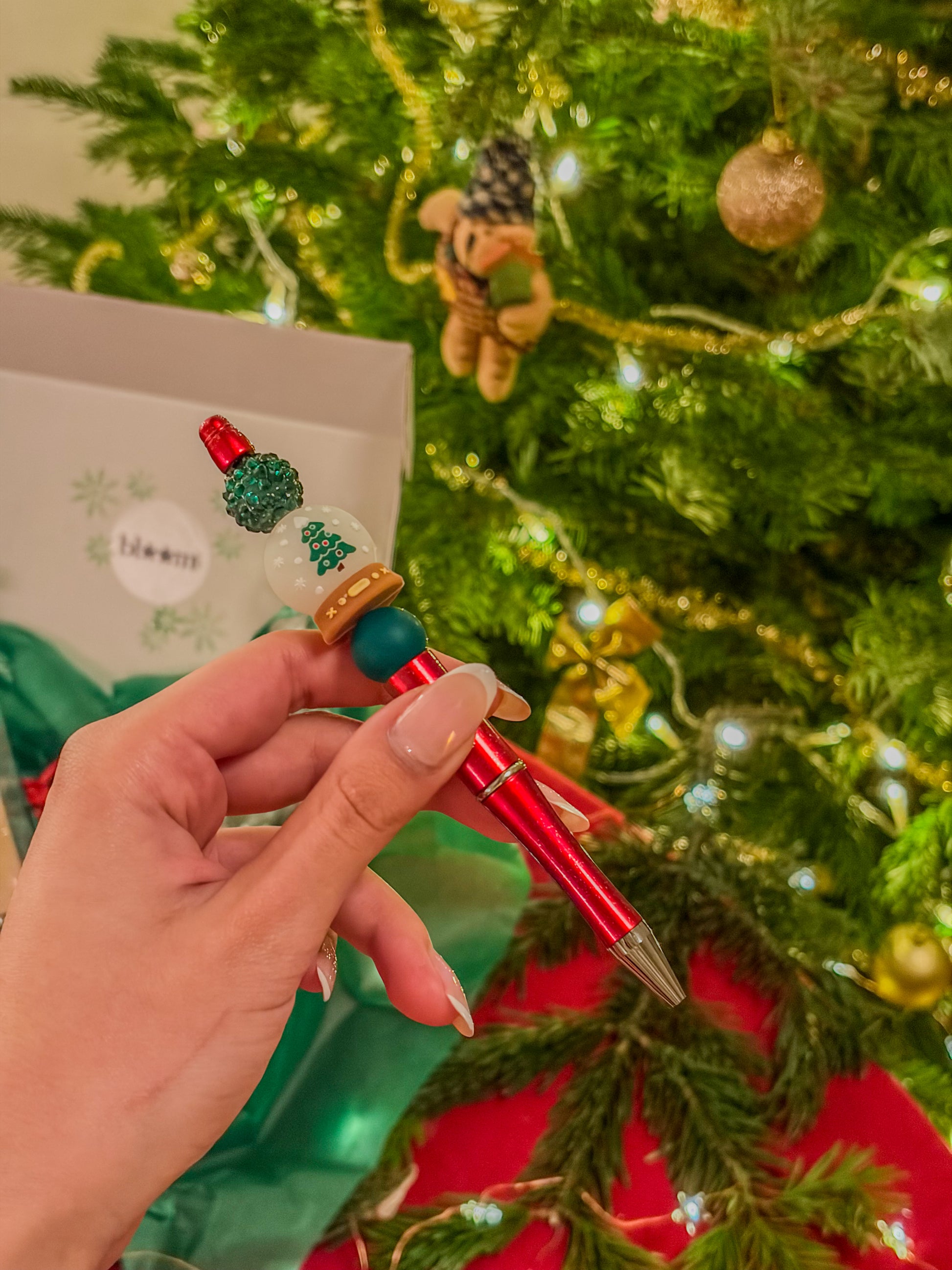 Christmas Magic Box ⋆𐙚❅*°⋆❆.ೃ࿔*: – Green Edition BloomLov