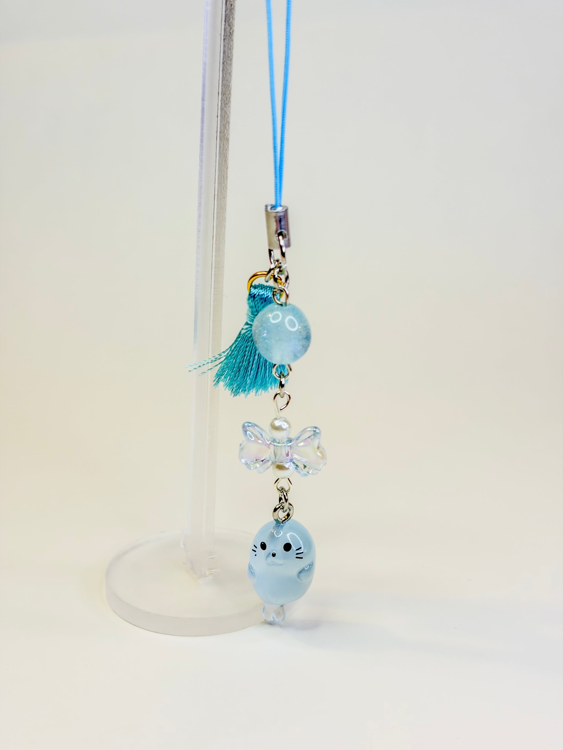 Glow Seal (:3 っ)っ. ݁₊ ⊹ . ݁˖ . ݁- Mystery Pocket BloomLov