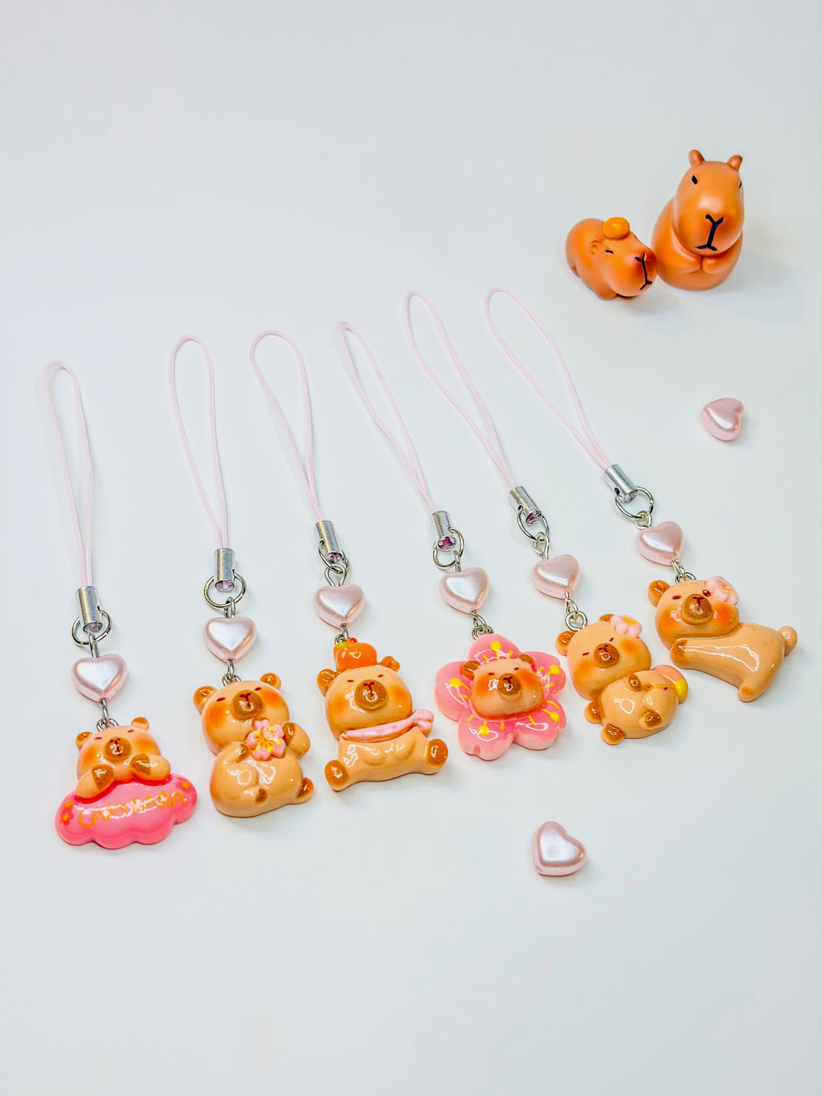 Box Capybara Kawaii – Bag Charm, Phone Charm Surprise & Dust Plug BloomLov