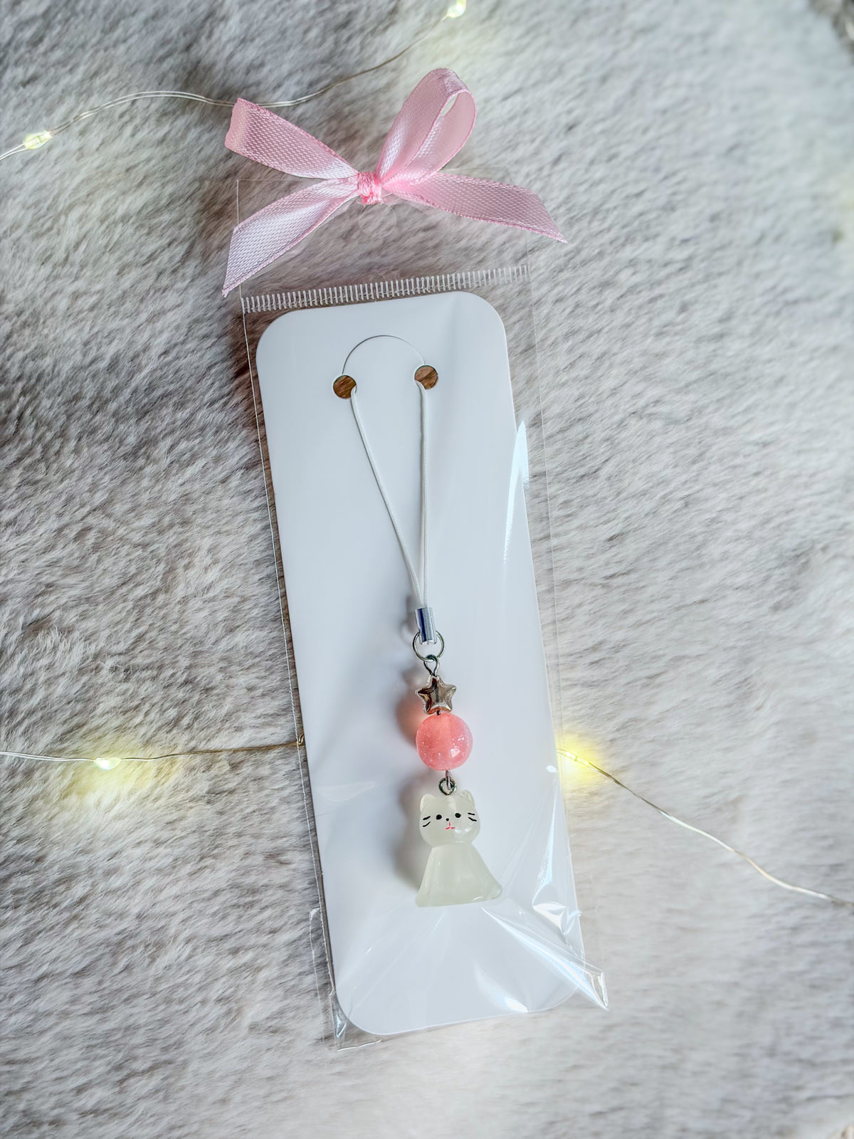 Phone Charm chat fantôme lumineux dans le noir rose Halloween kawaii BloomLov