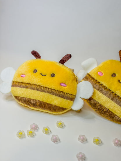 Little Bee Pocket ⋆˚🐝˖° - Porte-Monnaie Peluche Poussin – Keychain - Bag Charm BloomLov