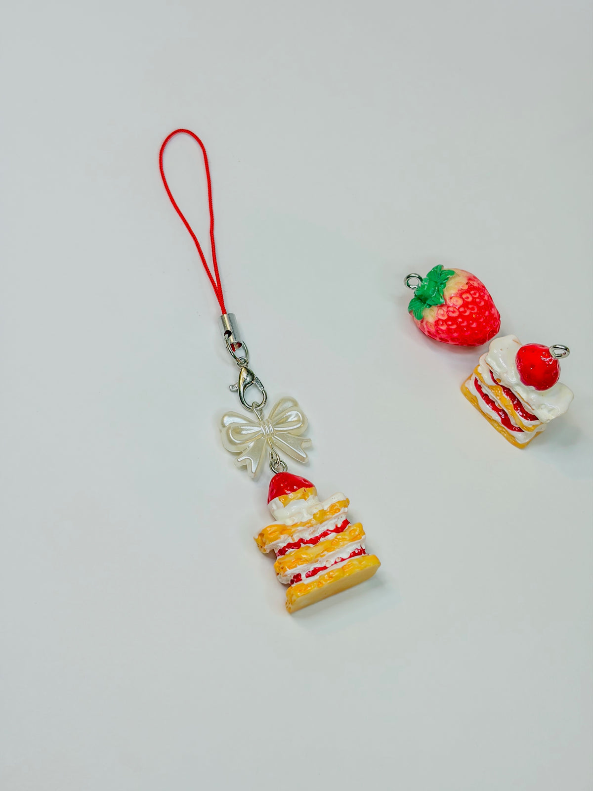 Strawberry Mille-Feuille 🍰 – Phone Charm BloomLov