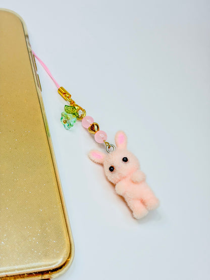 Fluffy Blossom Bunny 🐰🌸 – Phone Charm BloomLov