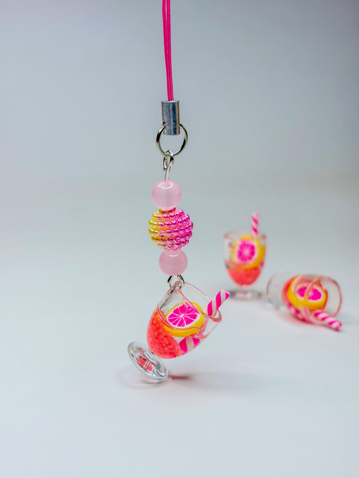 Pink Lemonade ◡̈ 🍋🍹– Phone Charm BloomLov